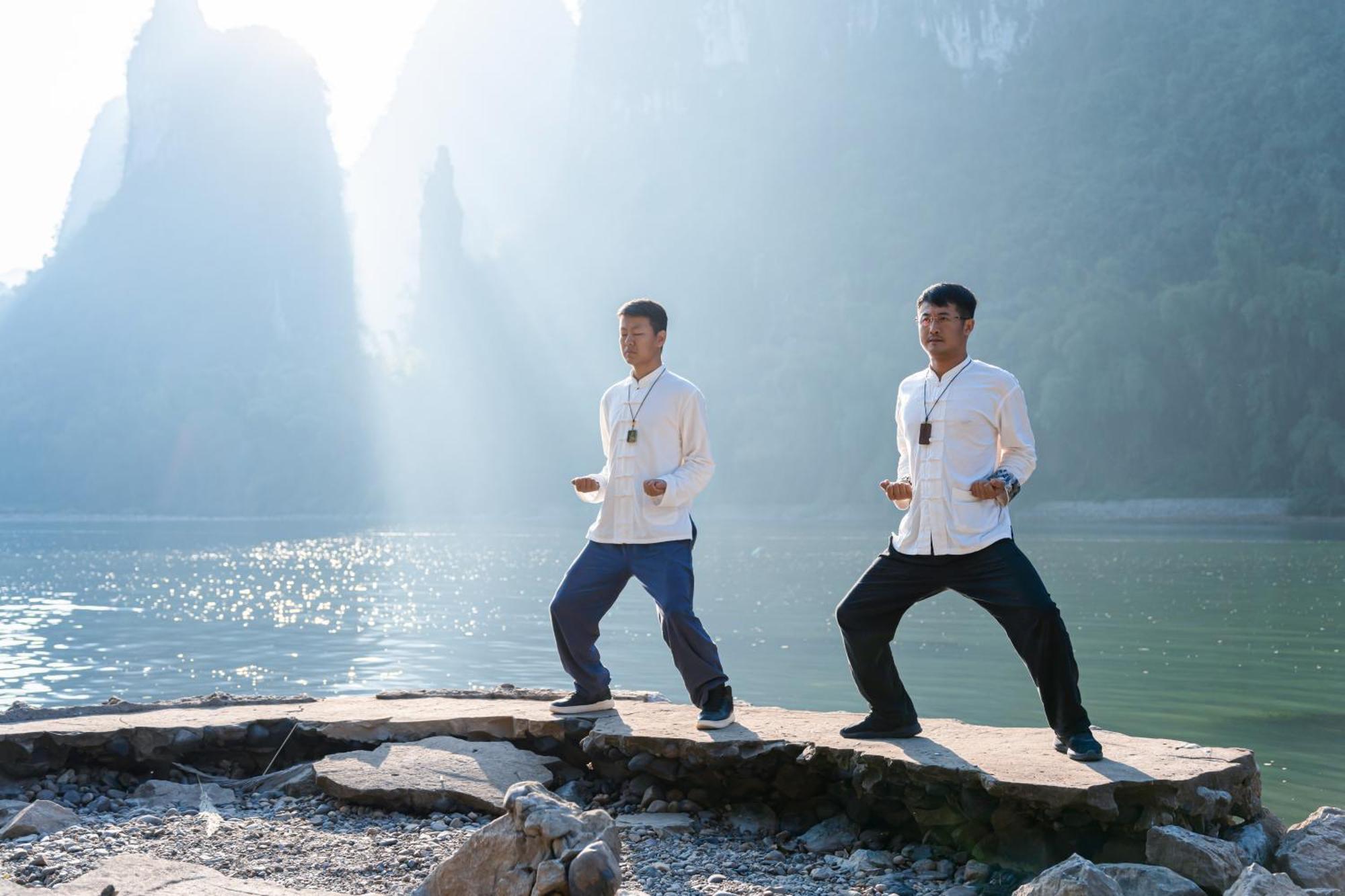 Leisure Courtyard Hotel Yangshuo-Free Shuttle Bus To Yangshuo Station Stay 2 Nights One Way Ngoại thất bức ảnh